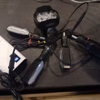 MaximalSG Front & Rear Signal Light System with Power Bank Included - Set