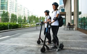 Eco-friendly Commuting: 5 Reasons to Switch to an Electric Scooter