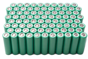 A lithium-ion battery with a digital display and charging cable.