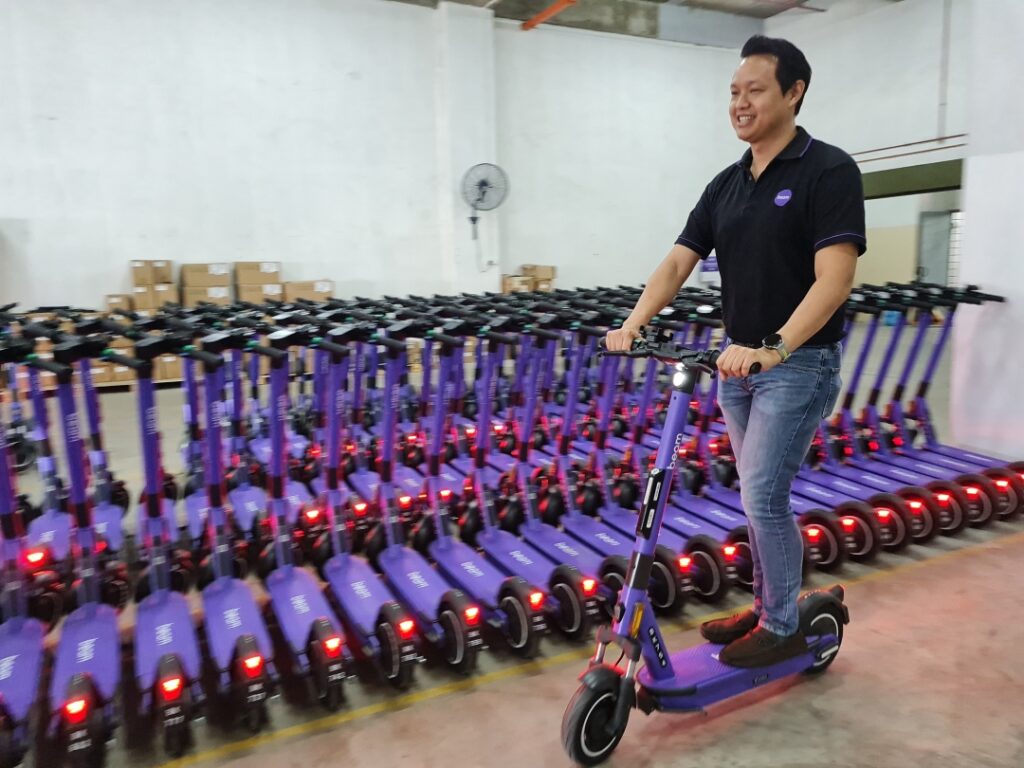 Xiaomi electric scooter VS Beam